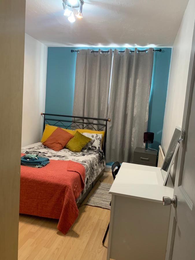 Stunning 3 Bedroom Flat In Stockwell Londen Buitenkant foto