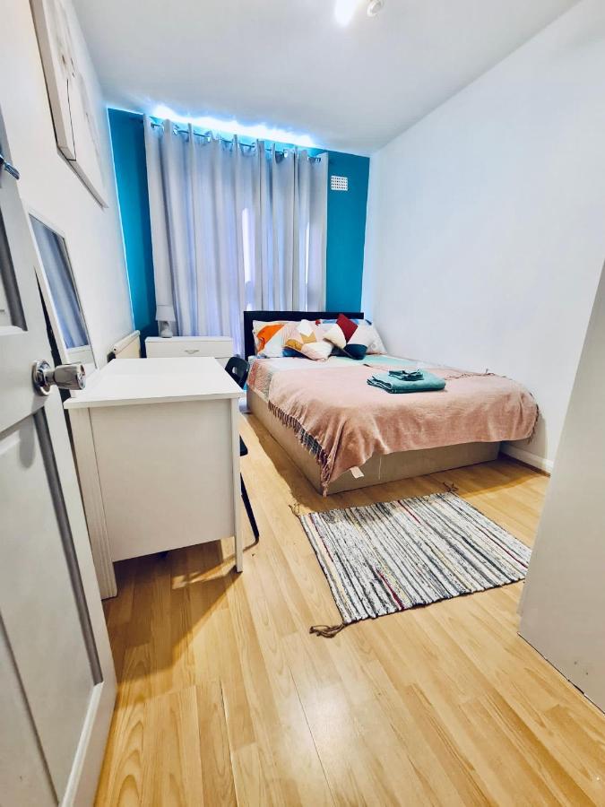 Stunning 3 Bedroom Flat In Stockwell Londen Buitenkant foto